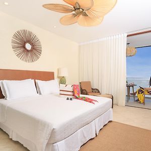 Deluxe Double Room Bath